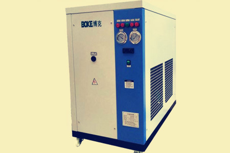 水冷箱式冷水機(jī)和螺桿式機(jī)組有何不同？